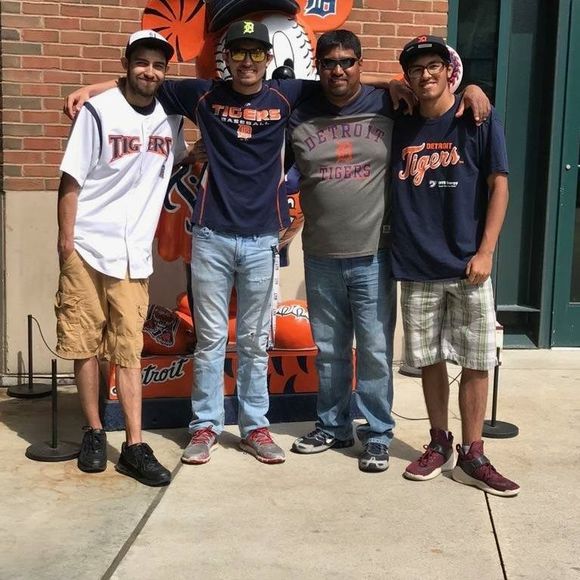 Meet your Posher, Gabriel - Picture 1 of 1